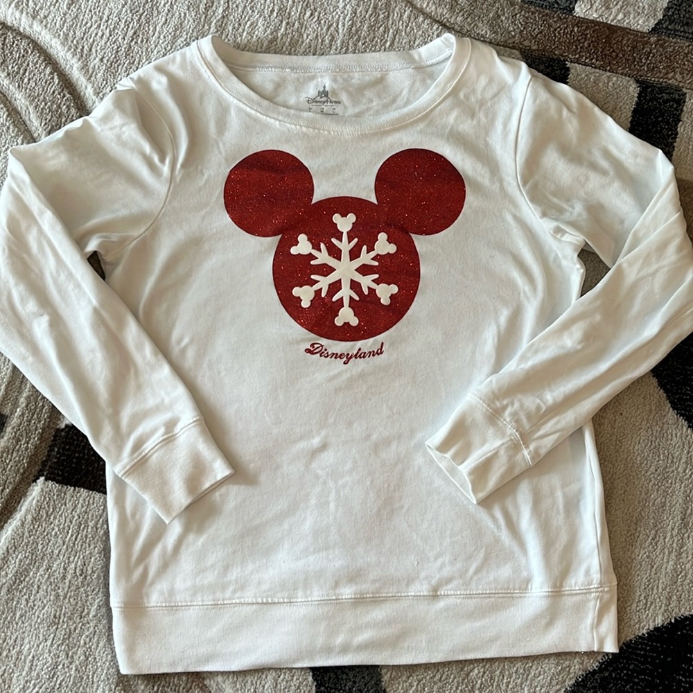 Disneyland holiday long sleeve